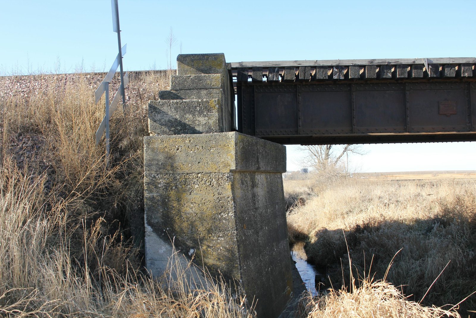 South abutment
